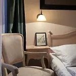 U Cervene Zidle - Red Chair Hotel 3*