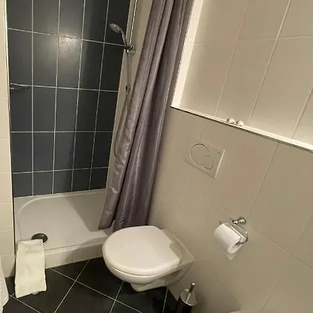 U Cervene Zidle - Red Chair Szálloda 3*