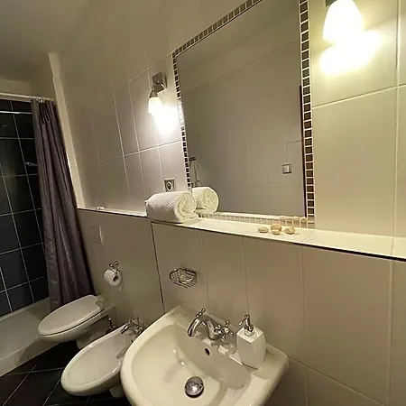 U Cervene Zidle - Red Chair Hotel 3*