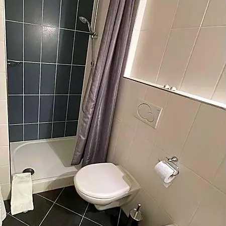U Cervene Zidle - Red Chair Szálloda 3*