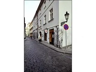 U Cervene Zidle - Red Chair Отель 3*